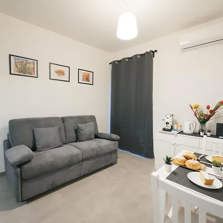 La Casa Di Louis Апартаменты Палермо